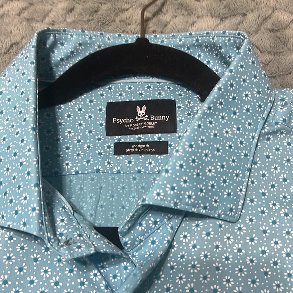 Psycho Bunny long Sleeve modern fit dress shirt